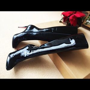 Louboutin bourge 100 patent calf boots